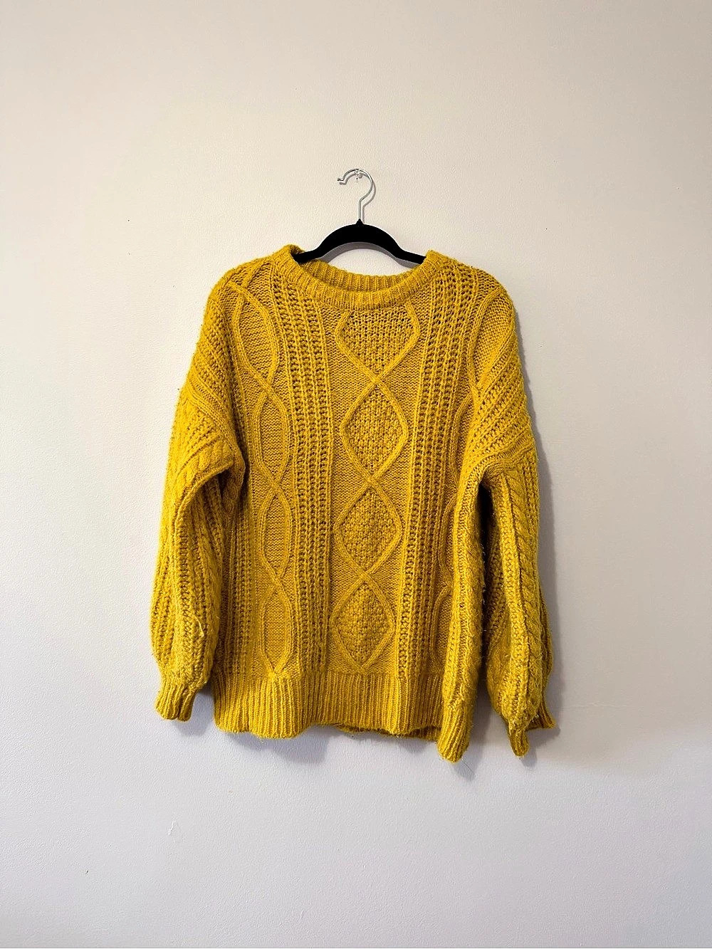 Cable Knit Crewneck Sweater in Yellow Like New